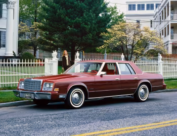 1979 Chrysler Newport Pillared Hardtop (TH42)