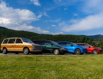 Chrysler Town & Country, Chrysler Pacifica, Dodge Caravan