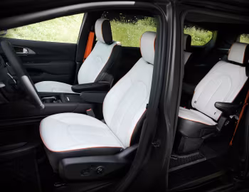 Interior Chrysler Pacifica Grizzly Peak Concept (RU) '08.2025