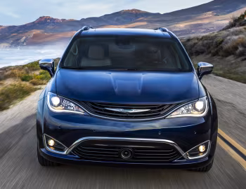 2017–20 Chrysler Pacifica Hybrid Limited (RU) '2016–20