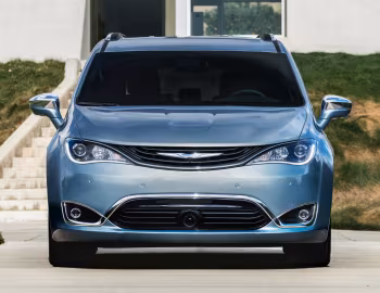 2017–20 Chrysler Pacifica Hybrid Limited (RU) '2016–20