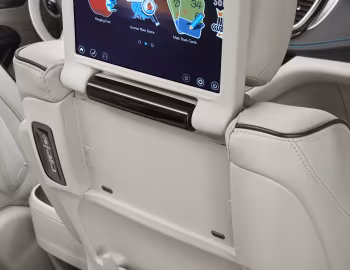 Interior 2017–20 Chrysler Pacifica Hybrid Limited (RU) '2016–20