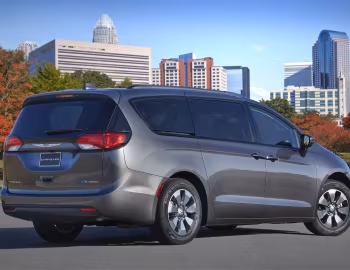 2018 Chrysler Pacifica Hybrid Special Appearance Package (RU) '2018