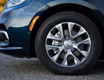 2021–25 Chrysler Pacifica Hybrid Pinnacle (RU) '2020–25