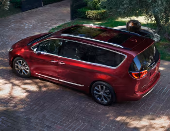 2017–20 Chrysler Pacifica Limited (RU) '2016–20