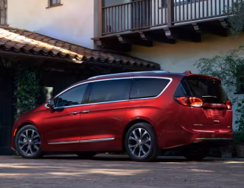 2017–20 Chrysler Pacifica Limited (RU) '2016–20