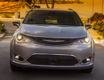 2017–20 Chrysler Pacifica Limited (RU) '2016–20