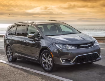 2017–20 Chrysler Pacifica Limited (RU) '2016–20
