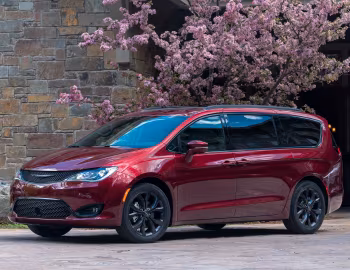 2019–20 Chrysler Pacifica Limited "35th Anniversary" (RU) '2019