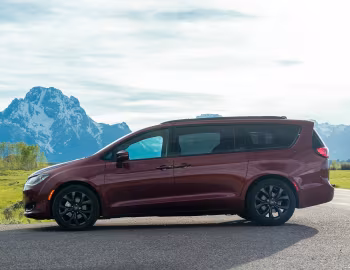 2018–20 Chrysler Pacifica Limited S Appearance Package (RU) '2017–20