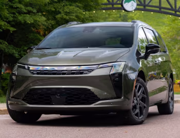 2027 Chrysler Pacifica Limited S Appearance Package AWD (RU) '2026