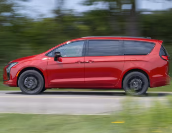 2027 Chrysler Pacifica Limited S Appearance Package AWD (RU) '2026