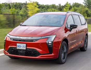 2027 Chrysler Pacifica Limited S Appearance Package AWD (RU) '2026