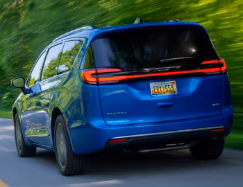 2027 Chrysler Pacifica Pinnacle AWD (RU) '2026