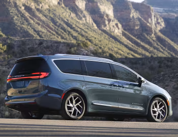2027 Chrysler Pacifica Pinnacle (RU) '2026