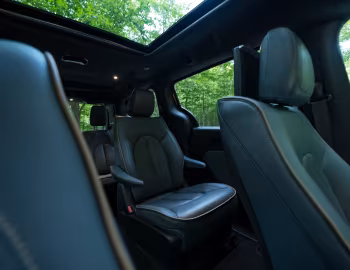 Interior 2027 Chrysler Pacifica Pinnacle (RU) '2026