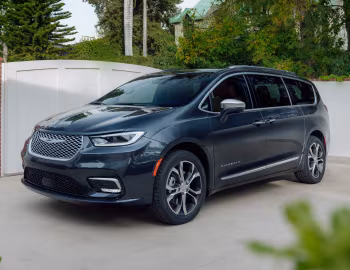 2021–26 Chrysler Pacifica Pinnacle AWD (RU) '2020–26