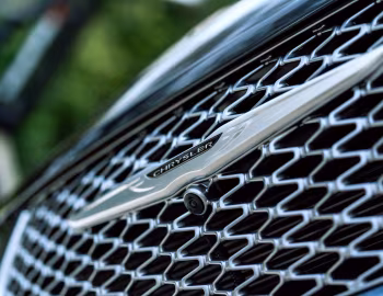 Logotipo 2021–26 Chrysler Pacifica Pinnacle AWD (RU) '2020–26