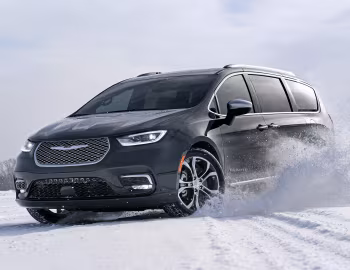 2021–26 Chrysler Pacifica Pinnacle AWD (RU) '2020–26