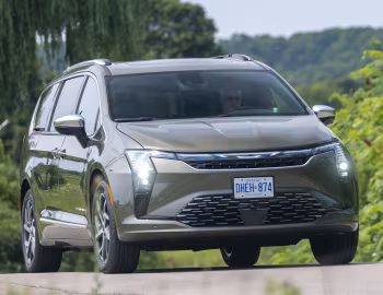 2027 Chrysler Pacifica Pinnacle AWD (RU) '2026