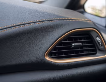 Interior 2027 Chrysler Pacifica Pinnacle AWD (RU) '2026