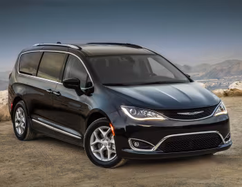 2017–20 Chrysler Pacifica Touring-L Plus (RU) '2016–20