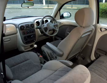 Interior Chrysler PT Cruiser [UK-spec] '2000–06