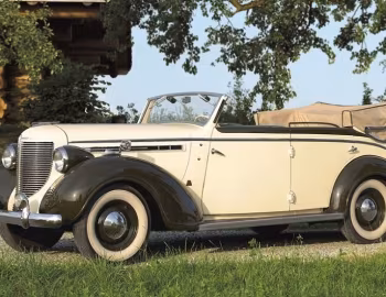 1938 Chrysler Royal Convertible by Gebrüder Tüscher (C-18)