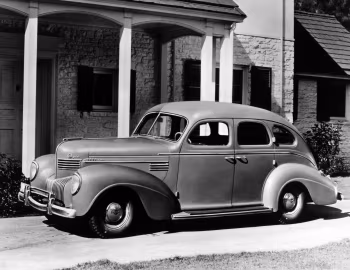 Chrysler Royal Sedan (C-22) '1939