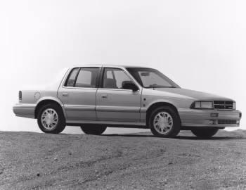Chrysler Saratoga '1989–95