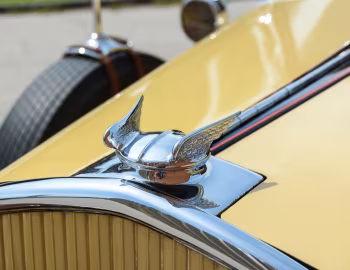 Mascota 1929 Chrysler Series 75 Roadster