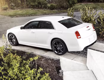 Chrysler 300 SRT8 [Worldwide] '2011–15