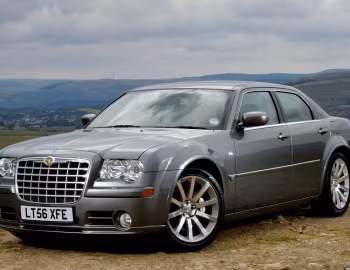 Chrysler 300C SRT8 [UK-spec] (LE) '2006–10
