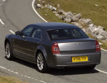 Chrysler 300C SRT8 [UK-spec] (LE) '2006–10