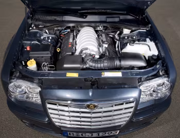 Bajo el capó Chrysler 300C SRT8 [EU-spec] (LE) '2006–10