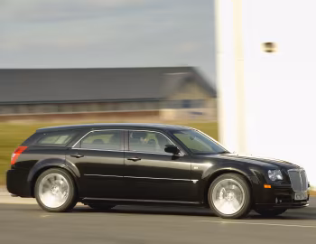 Chrysler 300C SRT8 Touring [UK-spec] (LE) '2007–10