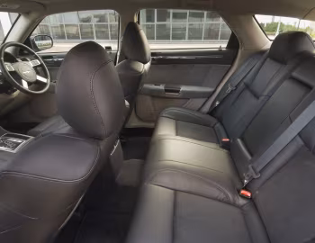 Interior Chrysler 300C SRT8 Touring [UK-spec] (LE) '2007–10