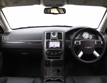 Panel frontal Chrysler 300C CRD SRT-Design [UK-spec] (LE) '2008–10