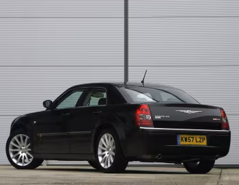 Chrysler 300C CRD SRT-Design [UK-spec] (LE) '2008–10