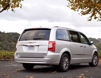 2011–16 Chrysler Town & Country (RT) '2010–16
