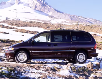 1996–97 Chrysler Town & Country '1995–97