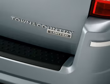 2008–10 Chrysler Town & Country Limited '2007–10
