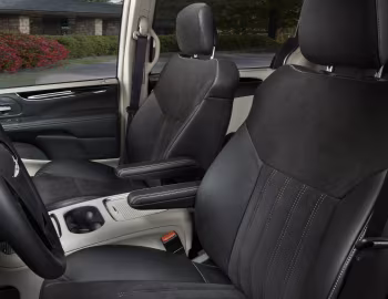 Interior 2014 Chrysler Town & Country "30th Anniversary" (RT) '2013–14