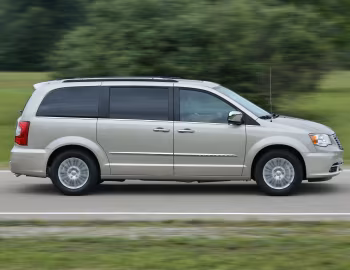 2016 Chrysler Town & Country "90th Anniversary" (RT) '2015–16