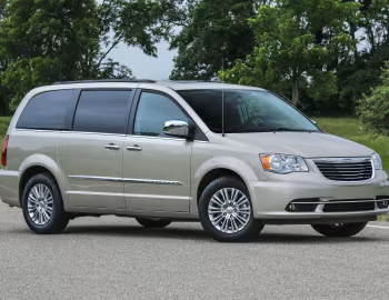 2016 Chrysler Town & Country "90th Anniversary" (RT) '2015–16
