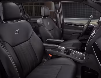 Interior 2013–16 Chrysler Town & Country S (RT) '2012–16