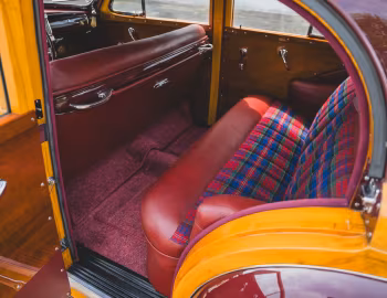 Interior 1947 Chrysler Town & Country Sedan (С28)