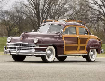 1948 Chrysler Windsor Town & Country Sedan (C38W)