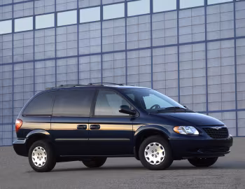 2004 Chrysler Town & Country SWB '2003–04