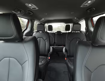 Interior 2025–26 Chrysler Voyager (RU) '2024–26